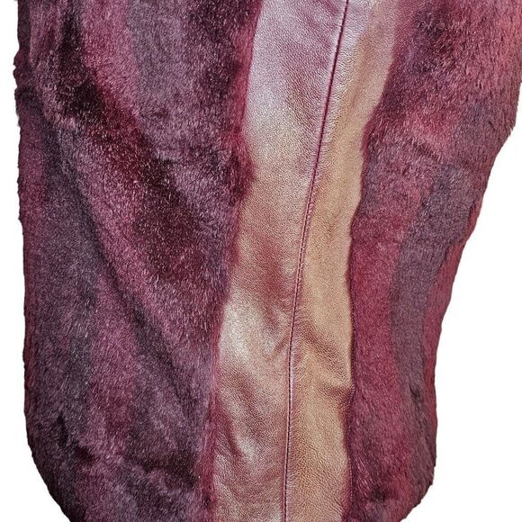 Vintage 90s Cache Fur Vest Womens Size M Burgundy Red Leather Dyed Rabbit Zip - Picture 2 of 6